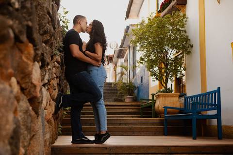 As melhores ideias e inspirações criativas de fotos de ensaio pré casamento registradas por fotógrafos profissionais de eventos da empresa Criativus Foto e Vídeo na cidade de Santana de Parnaíba '