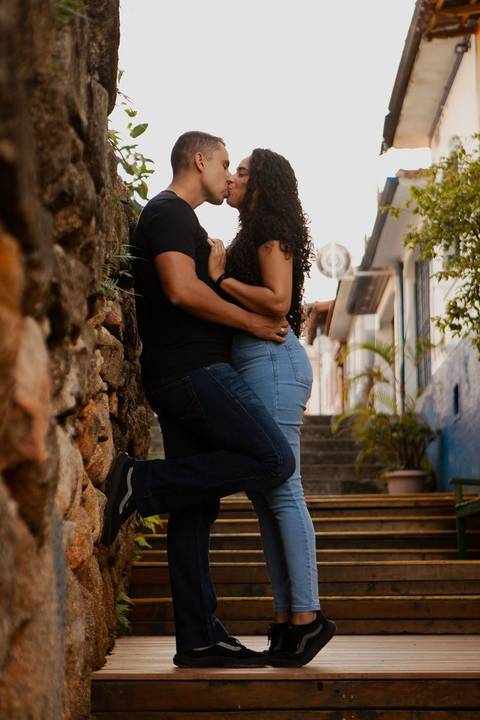 As melhores ideias e inspirações criativas de fotos de ensaio pré casamento registradas por fotógrafos profissionais de eventos da empresa Criativus Foto e Vídeo na cidade de Santana de Parnaíba '