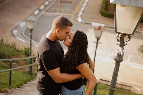 As melhores ideias e inspirações criativas de fotos de ensaio pré casamento registradas por fotógrafos profissionais de eventos da empresa Criativus Foto e Vídeo na cidade de Santana de Parnaíba '