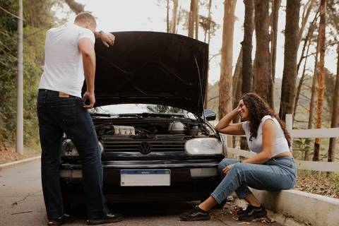 As melhores ideias e inspirações criativas de fotos de ensaio pré casamento registradas por fotógrafos profissionais de eventos da empresa Criativus Foto e Vídeo na Aldeia da Serra'