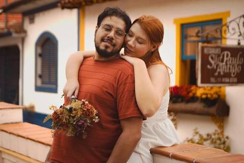 As melhores ideias e inspirações criativas de fotos de ensaio pré casamento registradas por fotógrafos profissionais de eventos da empresa Criativus Foto e Vídeo na cidade de Santana de Parnaíba'