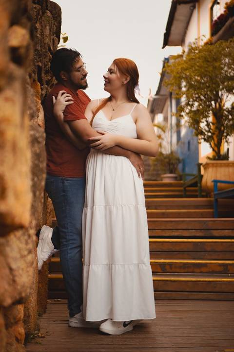 As melhores ideias e inspirações criativas de fotos de ensaio pré casamento registradas por fotógrafos profissionais de eventos da empresa Criativus Foto e Vídeo na cidade de Santana de Parnaíba'