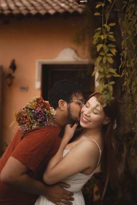 As melhores ideias e inspirações criativas de fotos de ensaio pré casamento registradas por fotógrafos profissionais de eventos da empresa Criativus Foto e Vídeo na cidade de Santana de Parnaíba'