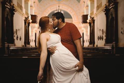 As melhores ideias e inspirações criativas de fotos de ensaio pré casamento registradas por fotógrafos profissionais de eventos da empresa Criativus Foto e Vídeo na cidade de Santana de Parnaíba'