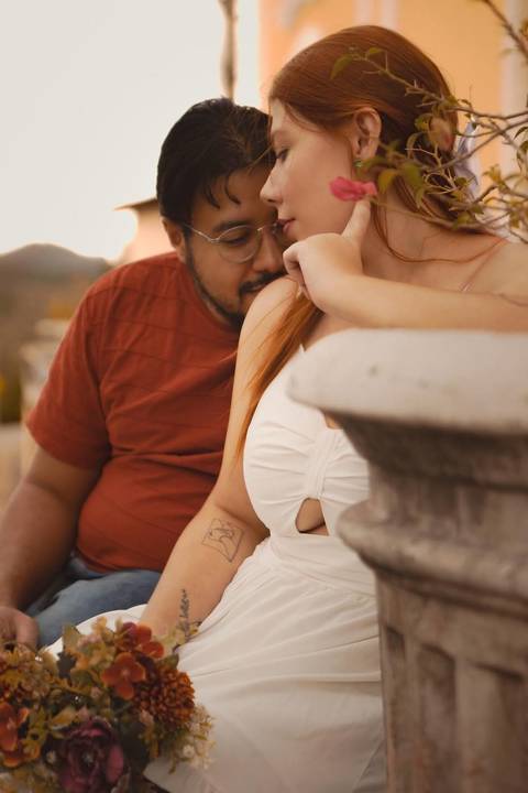 As melhores ideias e inspirações criativas de fotos de ensaio pré casamento registradas por fotógrafos profissionais de eventos da empresa Criativus Foto e Vídeo na cidade de Santana de Parnaíba'