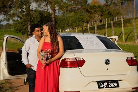 As melhores ideias e inspirações criativas de fotos de ensaio pré casamento registradas por fotógrafos profissionais de eventos da empresa Criativus Foto e Vídeo em São Roque'