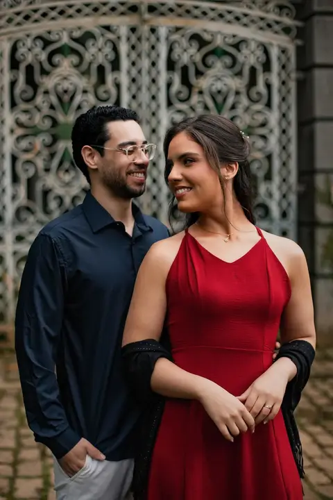 As melhores ideias e inspirações criativas de fotos de ensaio pré casamento registradas por fotógrafos profissionais de eventos da empresa Criativus Foto e Vídeo no  Jardim Botânico '