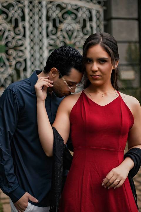 As melhores ideias e inspirações criativas de fotos de ensaio pré casamento registradas por fotógrafos profissionais de eventos da empresa Criativus Foto e Vídeo no  Jardim Botânico '