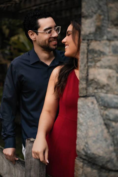 As melhores ideias e inspirações criativas de fotos de ensaio pré casamento registradas por fotógrafos profissionais de eventos da empresa Criativus Foto e Vídeo no  Jardim Botânico '