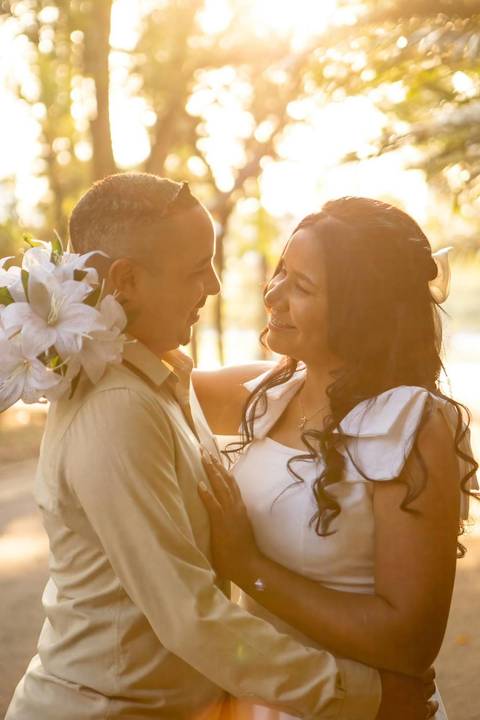 As melhores ideias e inspirações criativas de fotos de ensaio pré casamento registradas por fotógrafos profissionais de eventos da empresa Criativus Foto e Vídeo no Museu do Ipiranga'