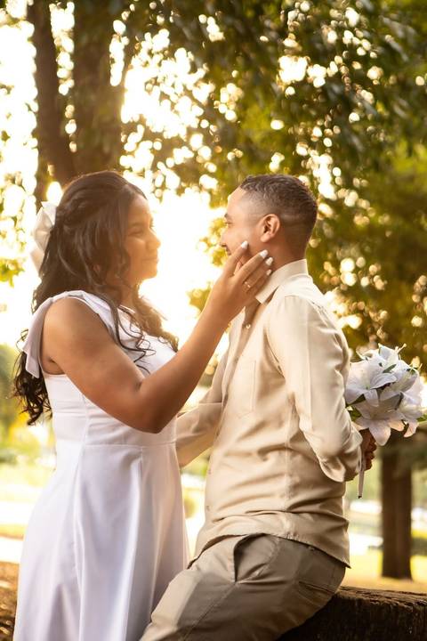As melhores ideias e inspirações criativas de fotos de ensaio pré casamento registradas por fotógrafos profissionais de eventos da empresa Criativus Foto e Vídeo no Museu do Ipiranga'