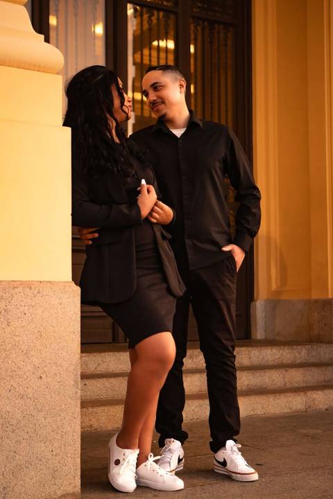 As melhores ideias e inspirações criativas de fotos de ensaio pré casamento registradas por fotógrafos profissionais de eventos da empresa Criativus Foto e Vídeo no Museu do Ipiranga'