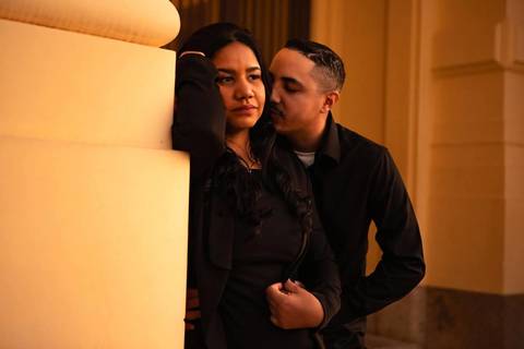 As melhores ideias e inspirações criativas de fotos de ensaio pré casamento registradas por fotógrafos profissionais de eventos da empresa Criativus Foto e Vídeo no Museu do Ipiranga'