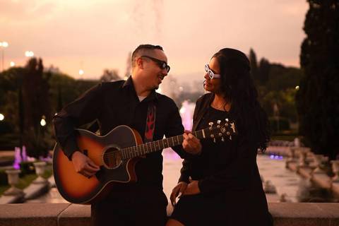 As melhores ideias e inspirações criativas de fotos de ensaio pré casamento registradas por fotógrafos profissionais de eventos da empresa Criativus Foto e Vídeo no Museu do Ipiranga'