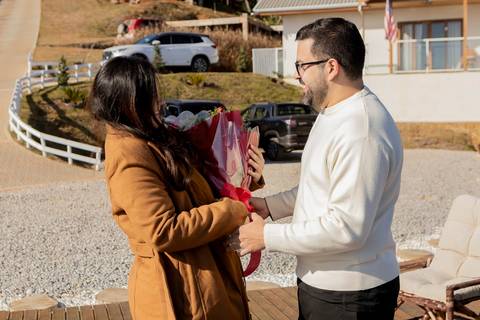 As melhores ideias e inspirações criativas de fotos de pedido de casamento em Campos do Jordão'