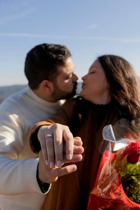 As melhores ideias e inspirações criativas de fotos de pedido de casamento em Campos do Jordão'
