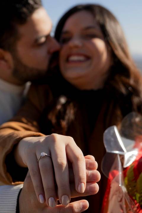 As melhores ideias e inspirações criativas de fotos de pedido de casamento em Campos do Jordão'
