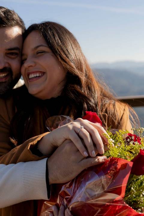 As melhores ideias e inspirações criativas de fotos de pedido de casamento em Campos do Jordão'