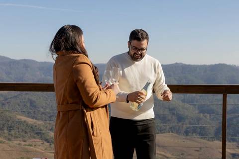As melhores ideias e inspirações criativas de fotos de pedido de casamento em Campos do Jordão'
