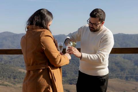 As melhores ideias e inspirações criativas de fotos de pedido de casamento em Campos do Jordão'