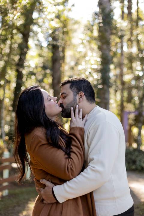As melhores ideias e inspirações criativas de fotos de pedido de casamento em Campos do Jordão'