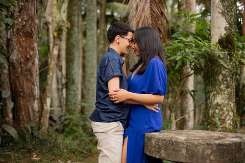 As melhores ideias e inspirações criativas de fotos de ensaio pré wedding homoafetivo no Jardim Botânico '