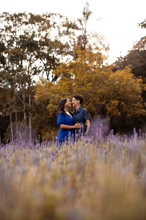 As melhores ideias e inspirações criativas de fotos de ensaio pré wedding homoafetivo no Jardim Botânico '