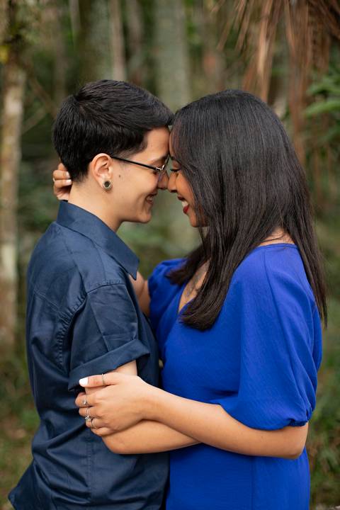 As melhores ideias e inspirações criativas de fotos de ensaio pré wedding homoafetivo no Jardim Botânico '