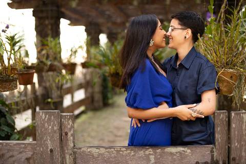 As melhores ideias e inspirações criativas de fotos de ensaio pré wedding homoafetivo no Jardim Botânico '