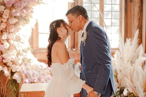 As melhores ideias e inspirações criativas de fotos de casamento registradas por fotógrafos profissionais de eventos da empresa Criativus Foto e Vídeo no Espaço Villa Mandacaru '