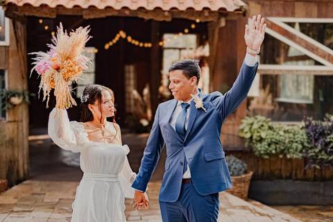 As melhores ideias e inspirações criativas de fotos de casamento registradas por fotógrafos profissionais de eventos da empresa Criativus Foto e Vídeo no Espaço Villa Mandacaru '