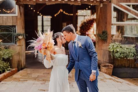 As melhores ideias e inspirações criativas de fotos de casamento registradas por fotógrafos profissionais de eventos da empresa Criativus Foto e Vídeo no Espaço Villa Mandacaru '