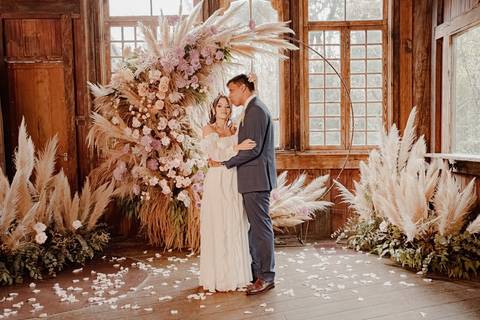 As melhores ideias e inspirações criativas de fotos de casamento registradas por fotógrafos profissionais de eventos da empresa Criativus Foto e Vídeo no Espaço Villa Mandacaru '