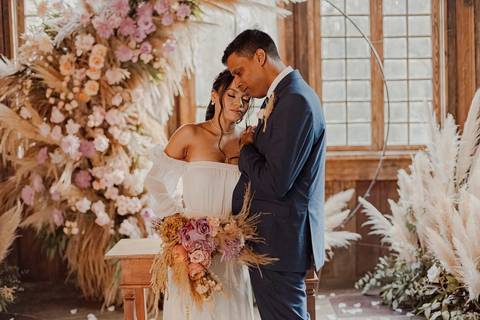 As melhores ideias e inspirações criativas de fotos de casamento registradas por fotógrafos profissionais de eventos da empresa Criativus Foto e Vídeo no Espaço Villa Mandacaru '