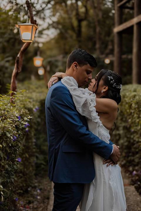 As melhores ideias e inspirações criativas de fotos de casamento registradas por fotógrafos profissionais de eventos da empresa Criativus Foto e Vídeo no Espaço Villa Mandacaru '