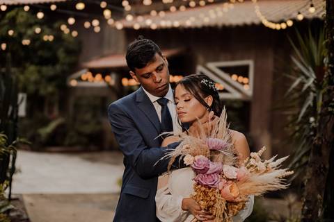 As melhores ideias e inspirações criativas de fotos de casamento registradas por fotógrafos profissionais de eventos da empresa Criativus Foto e Vídeo no Espaço Villa Mandacaru '