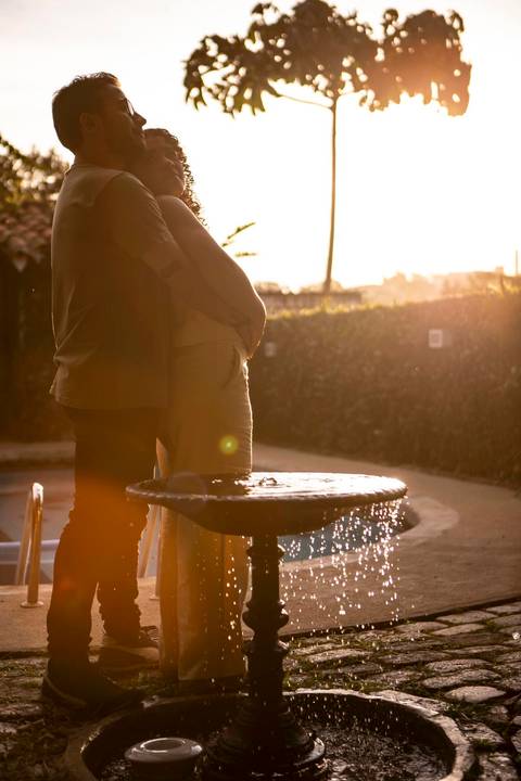 As melhores ideias e inspirações criativas de fotos de ensaio pré casamento registradas por fotógrafos profissionais de eventos da empresa Criativus Foto e Vídeo na cidade de Santana de Parnaíba '