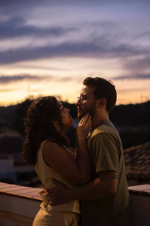 As melhores ideias e inspirações criativas de fotos de ensaio pré casamento registradas por fotógrafos profissionais de eventos da empresa Criativus Foto e Vídeo na cidade de Santana de Parnaíba '