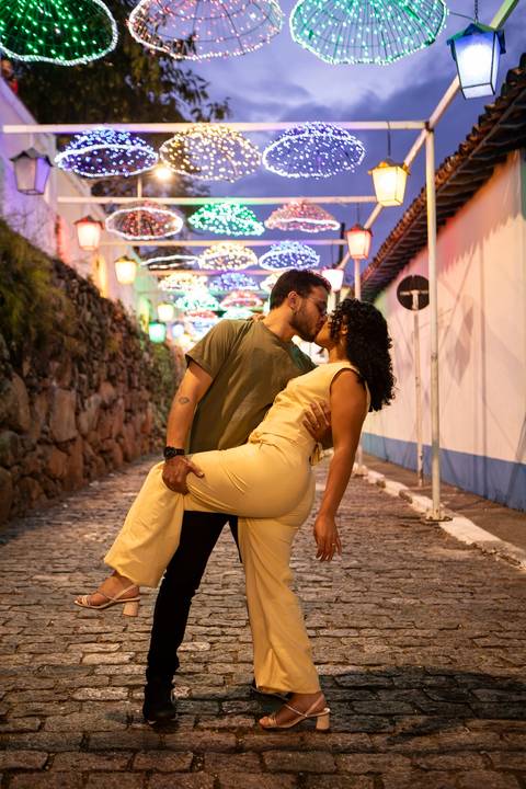 As melhores ideias e inspirações criativas de fotos de ensaio pré casamento registradas por fotógrafos profissionais de eventos da empresa Criativus Foto e Vídeo na cidade de Santana de Parnaíba '