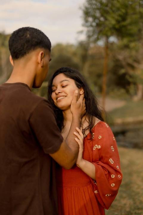 As melhores ideias e inspirações criativas de fotos de ensaio pré casamento registradas por fotógrafos profissionais de eventos da empresa Criativus Foto e Vídeo no  Jardim Botânico'