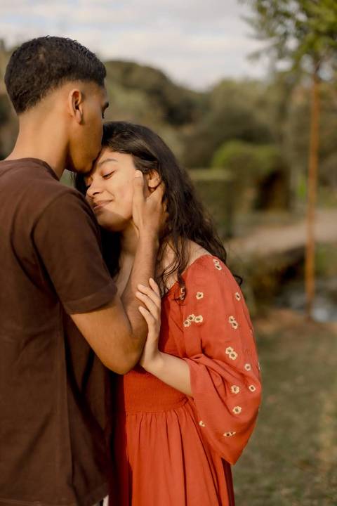 As melhores ideias e inspirações criativas de fotos de ensaio pré casamento registradas por fotógrafos profissionais de eventos da empresa Criativus Foto e Vídeo no  Jardim Botânico'