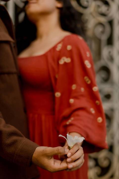 As melhores ideias e inspirações criativas de fotos de ensaio pré casamento registradas por fotógrafos profissionais de eventos da empresa Criativus Foto e Vídeo no  Jardim Botânico'