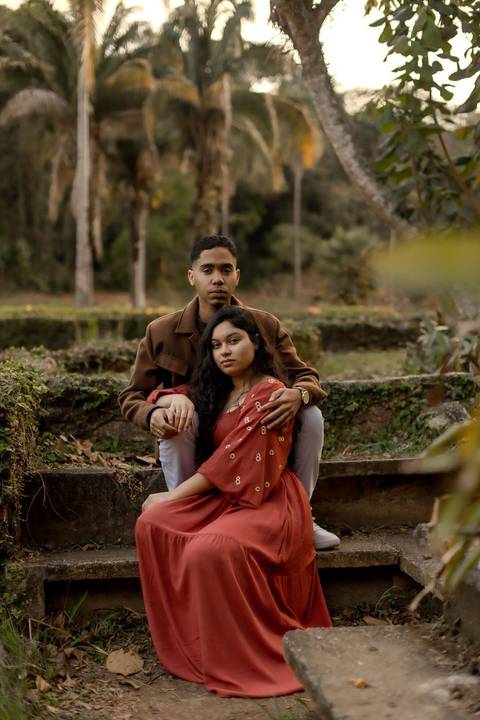 As melhores ideias e inspirações criativas de fotos de ensaio pré casamento registradas por fotógrafos profissionais de eventos da empresa Criativus Foto e Vídeo no  Jardim Botânico'