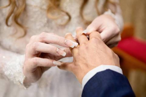 As melhores ideias e inspirações criativas de fotos de casamento registradas por fotógrafos profissionais de eventos da empresa Criativus Foto e Vídeo na Paróquia São José do Ipiranga'