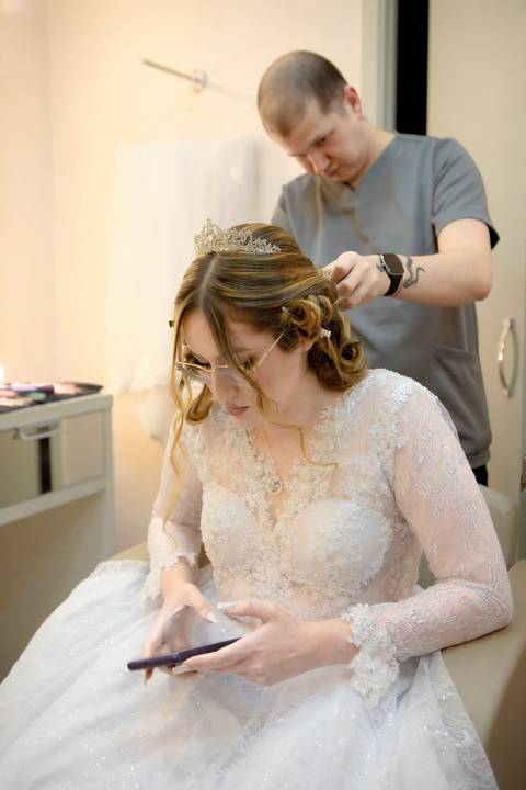 - As melhores ideias e inspirações criativas de fotos de casamento registradas por fotógrafos profissionais de eventos da empresa Criativus Foto e Vídeo no salão Urban Luxury Hair Spa'