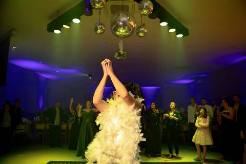 As melhores ideias e inspirações criativas de fotos de casamento registradas por fotógrafos profissionais de eventos da empresa Criativus Foto e Vídeo no Espaço Villa Borghese II'