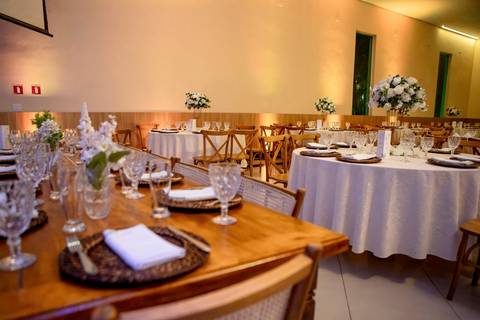 As melhores ideias e inspirações criativas de fotos de casamento registradas por fotógrafos profissionais de eventos da empresa Criativus Foto e Vídeo no Espaço Villa Borghese II'