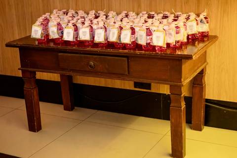 As melhores ideias e inspirações criativas de fotos de casamento registradas por fotógrafos profissionais de eventos da empresa Criativus Foto e Vídeo no Espaço Villa Borghese II'