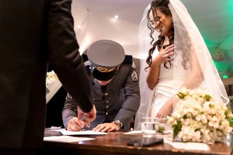 As melhores ideias e inspirações criativas de fotos de casamento registradas por fotógrafos profissionais de eventos da empresa Criativus Foto e Vídeo no Espaço Villa Borghese II'