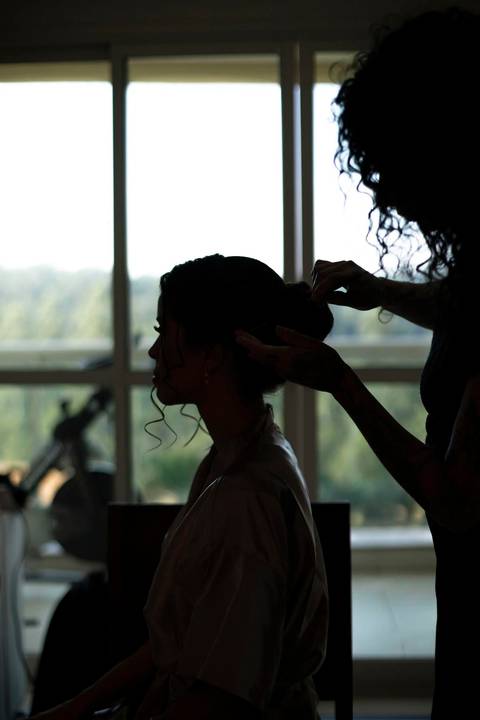 As melhores ideias e inspirações criativas de fotos de casamento registradas por fotógrafos profissionais de eventos da empresa Criativus Foto e Vídeo no Condomínio em Alphaville'